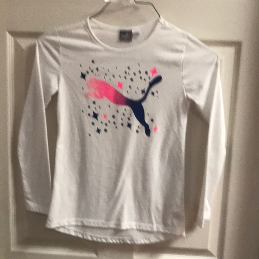 (C) Puma kids shirt size 10/12